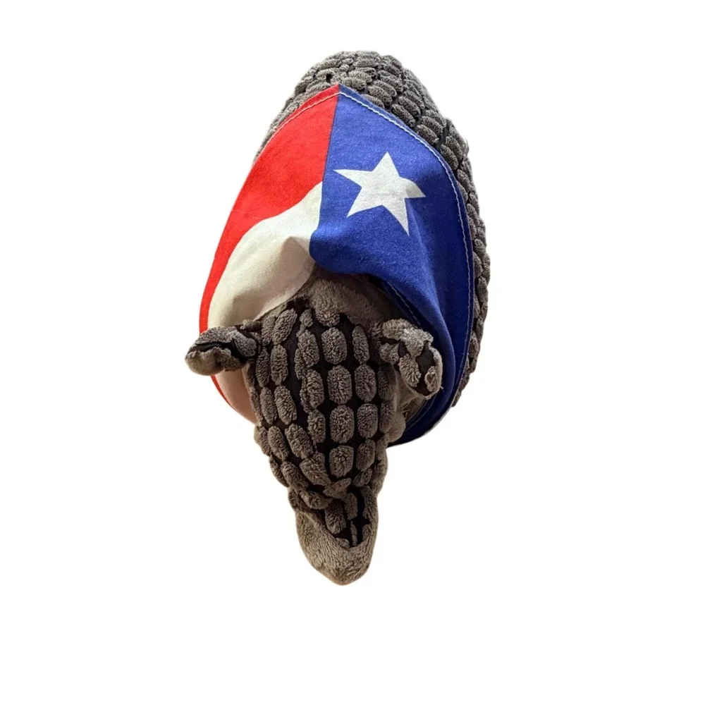 Unbranded plush armadillo